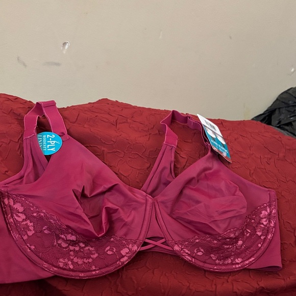 Vanity Fair Elegant Lace Trim Bra  44C NWT - Picture 1 of 5